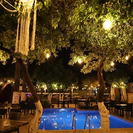 Blue Sea Garden אנטליה